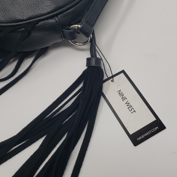 NWT Nine West Tassel Times Black Silver Crossbody - Picture 8 of 16